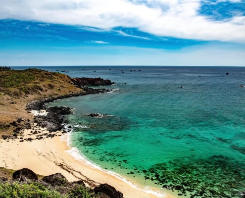 Bai-bien-hoang-so-tuyet-dep-tai-Phu-Quy